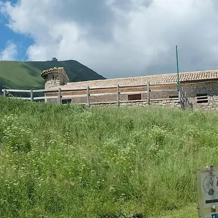 Casa Il Volo Сан-Дзено-ди-Монтанья