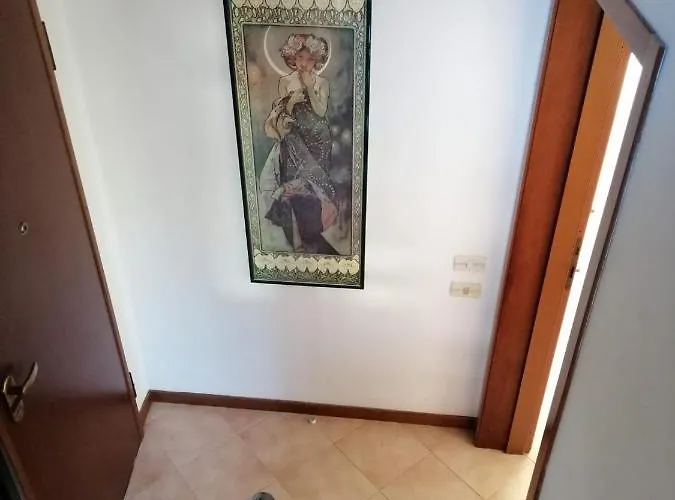 アパート Casa Il Volo サン・ゼーノ・ディ・モンターニャ